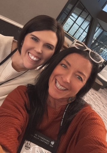 Lisa and Terina taking a selfie together